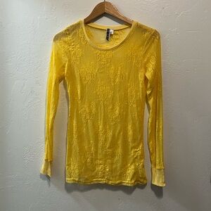 Buckle Yellow Lace Long Sleeve Top